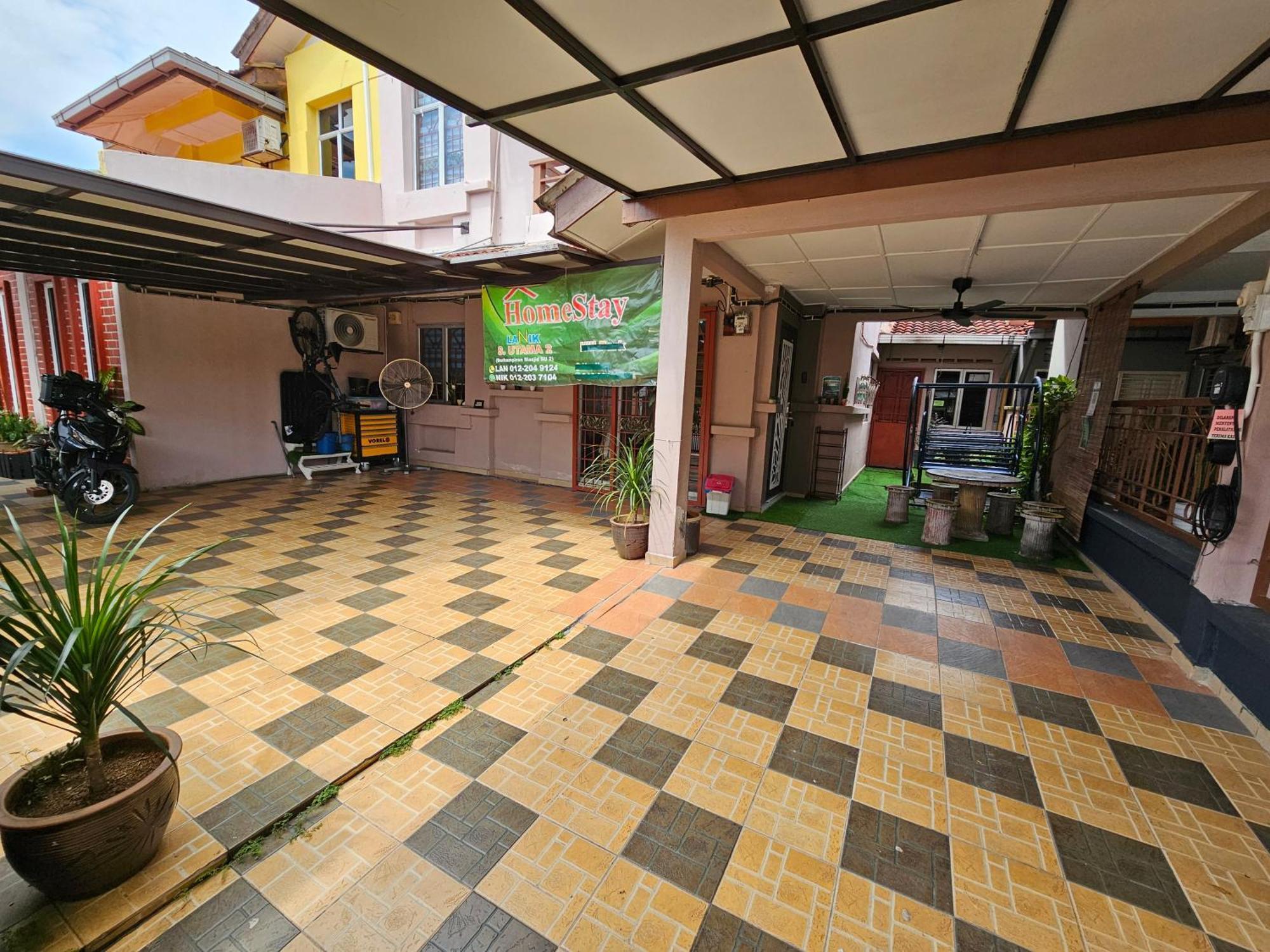 Homestay Lanik Saujana Utama 2 سونغاي بولوه المظهر الخارجي الصورة