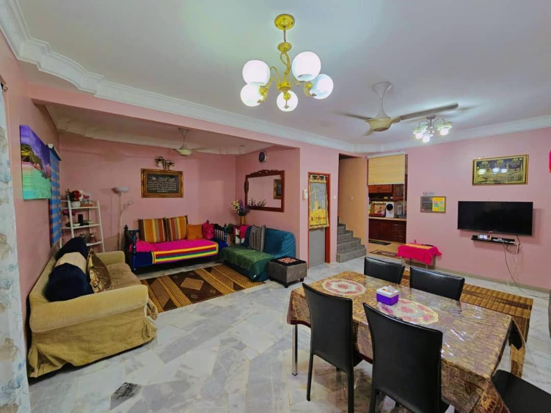 Homestay Lanik Saujana Utama 2 سونغاي بولوه المظهر الخارجي الصورة
